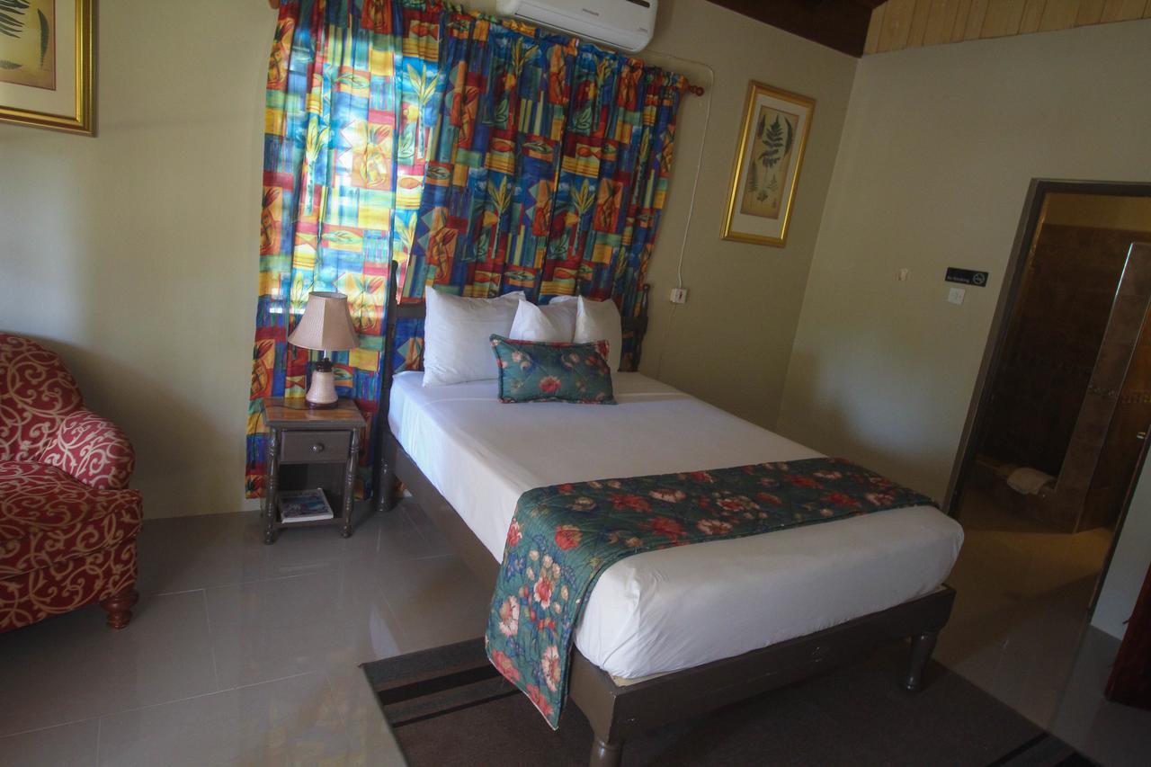 Moonrisevillas Negril Exteriör bild