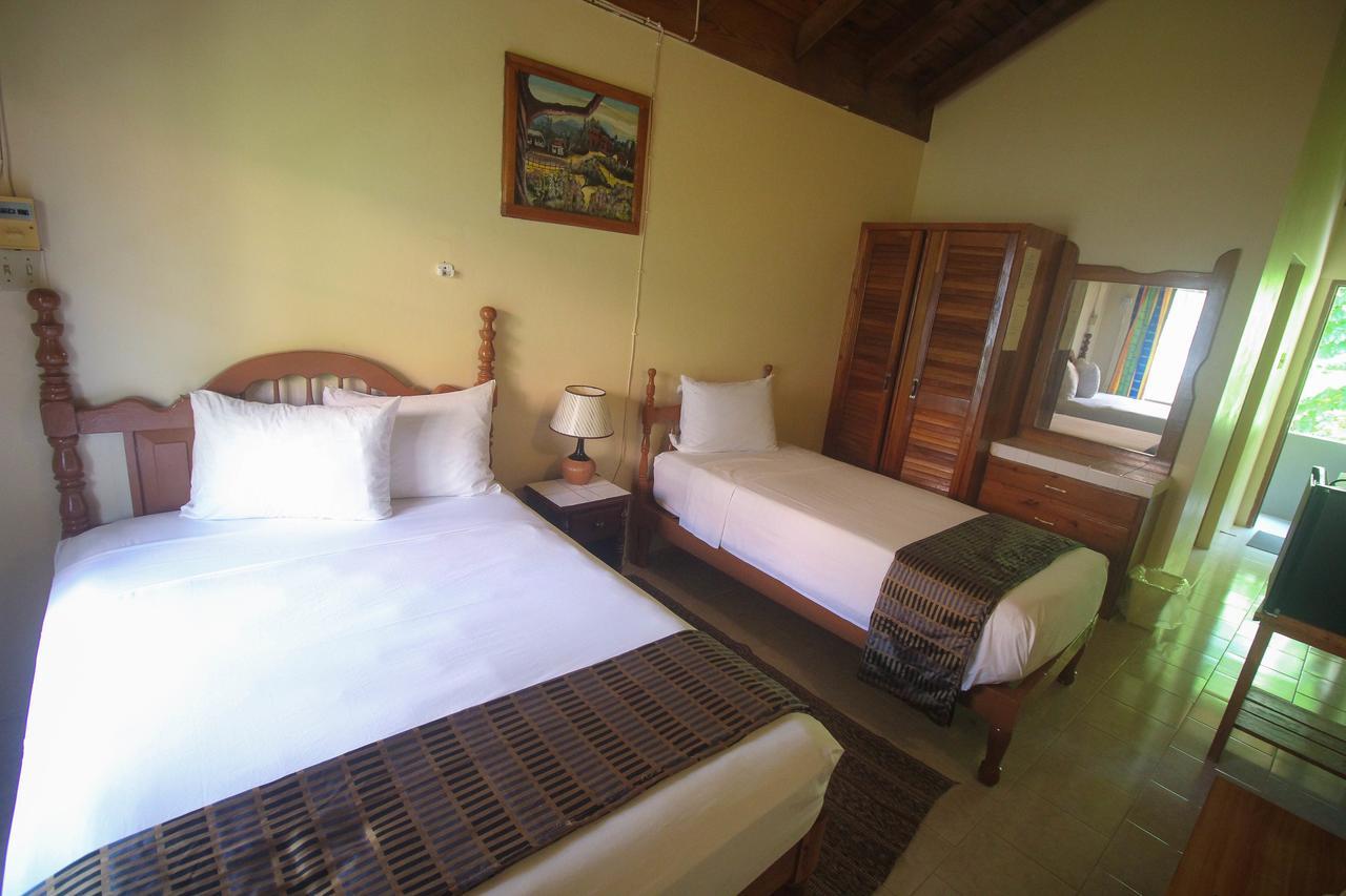 Moonrisevillas Negril Exteriör bild