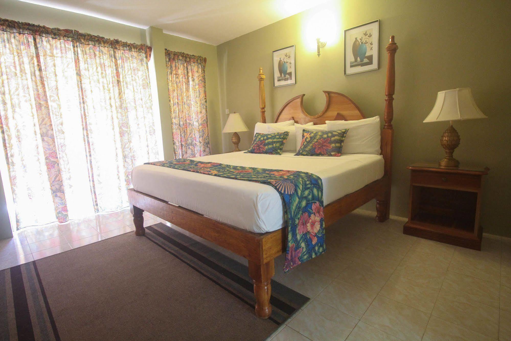 Moonrisevillas Negril Exteriör bild